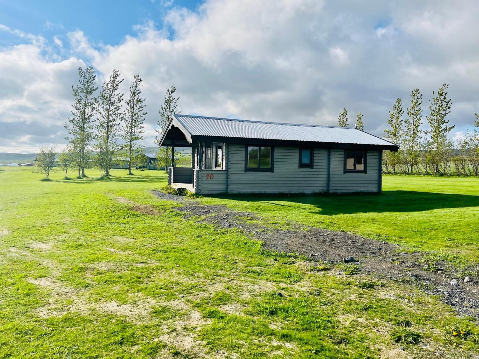 Hellisholar Cottages Hvolsvollur Bagian luar foto