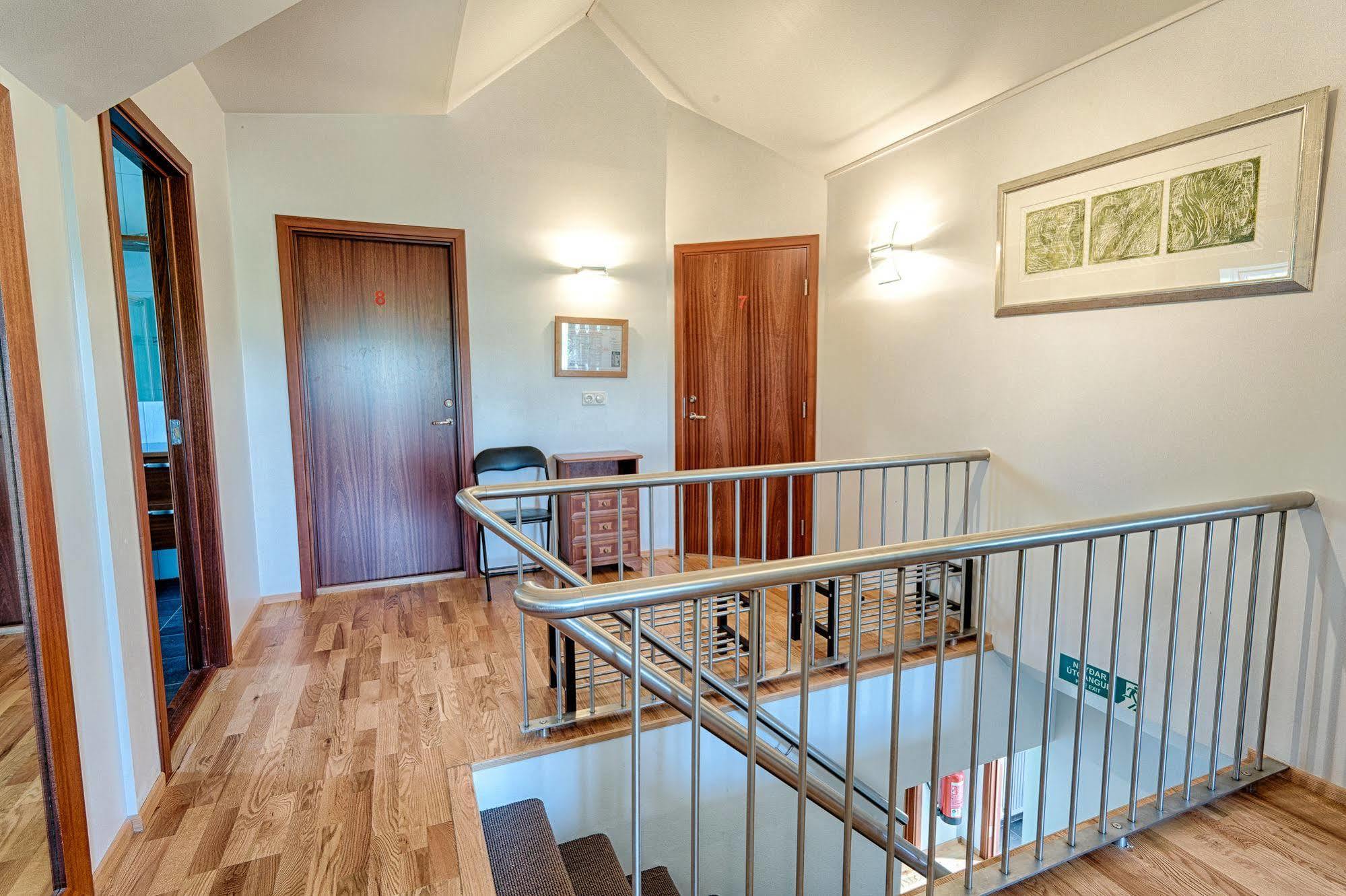 Hellisholar Cottages Hvolsvollur Bagian luar foto
